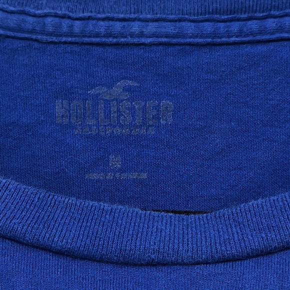 Hollister Blue and White Short Sleeve Tee - Picture 2 of 5